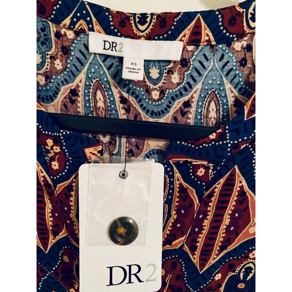 ❤️3/$20 Nordstrom’s printed button up - Picture 4 of 5